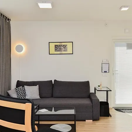 La Apartamentai Su Baseinu Ir Terasa Apartment