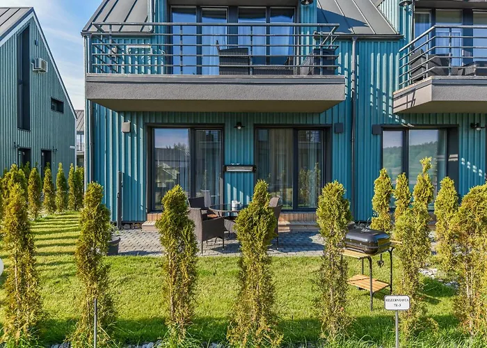 La Apartamentai Su Baseinu Ir Terasa Apartman *